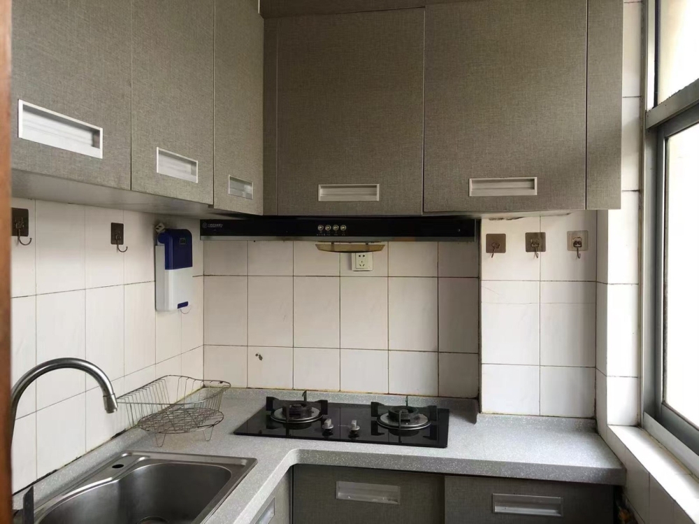 卧龙山北区二楼好楼层