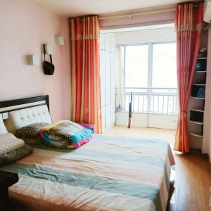 华田小区精装3室