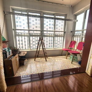 出售凤林小区电梯房