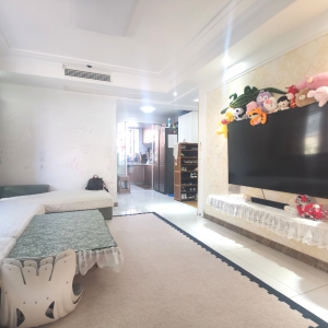 实验中学二楼精装蓝牙停车方便