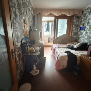 华锦住人二楼三室东边户带储藏室