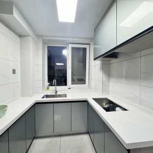 云鹤山庄3楼精装修带储藏室